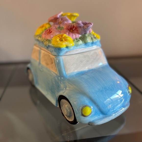 Vtg Maxcera Cookie Jar Volkswagen Beetle VW Bug Car Blue Ceramic Spring Flowers - Picture 1 of 7